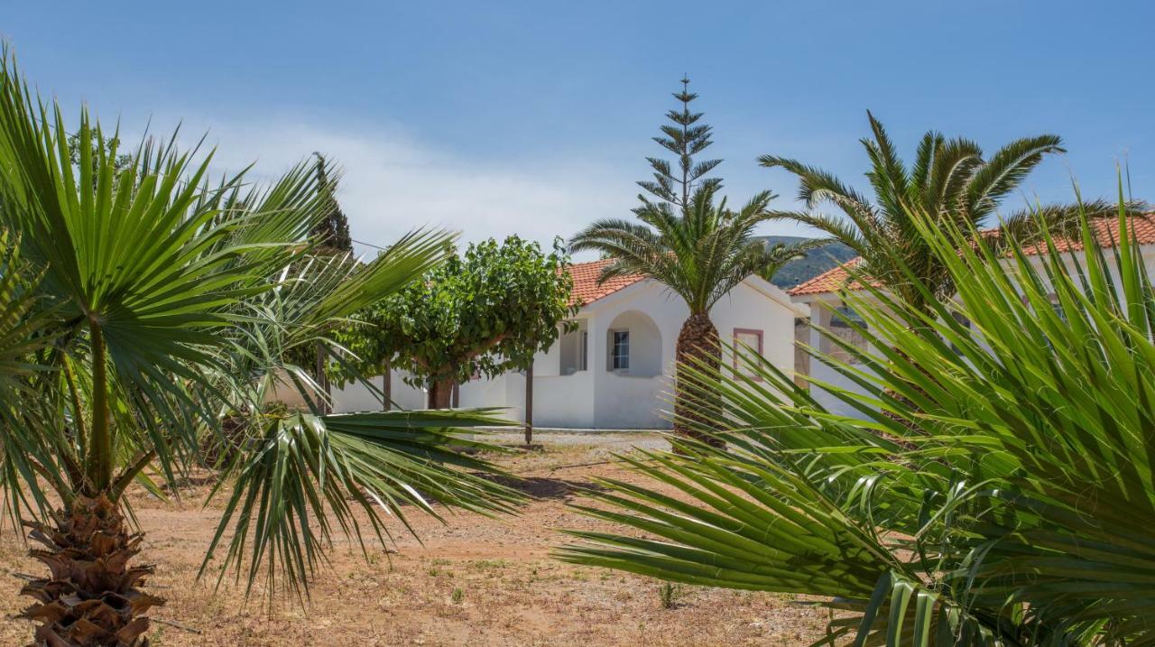 Ambelakia Studios Monemvasia Extérieur photo