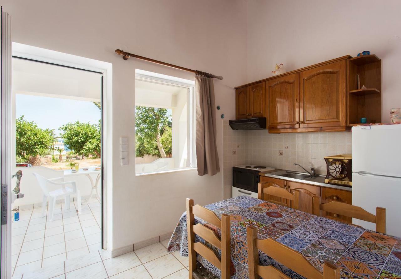Ambelakia Studios Monemvasia Extérieur photo