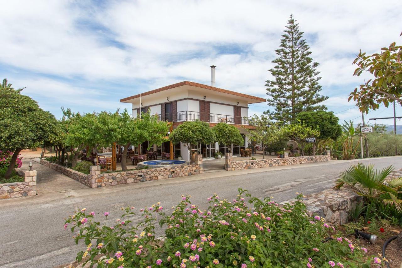 Ambelakia Studios Monemvasia Extérieur photo